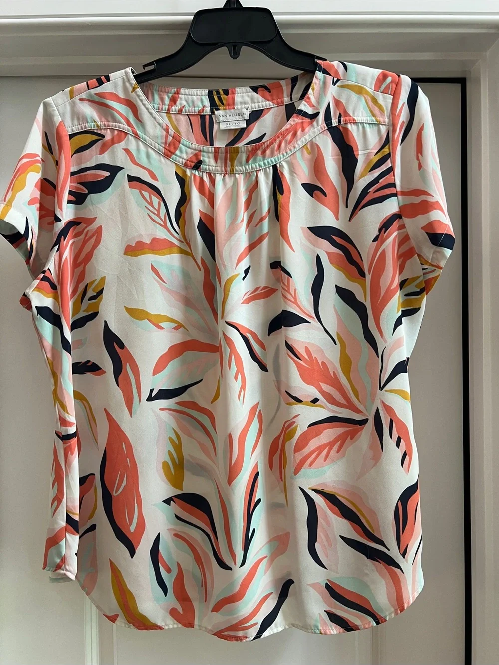 Van Heusen Multicolor Leaf-Print Blouse in Coral and Navy